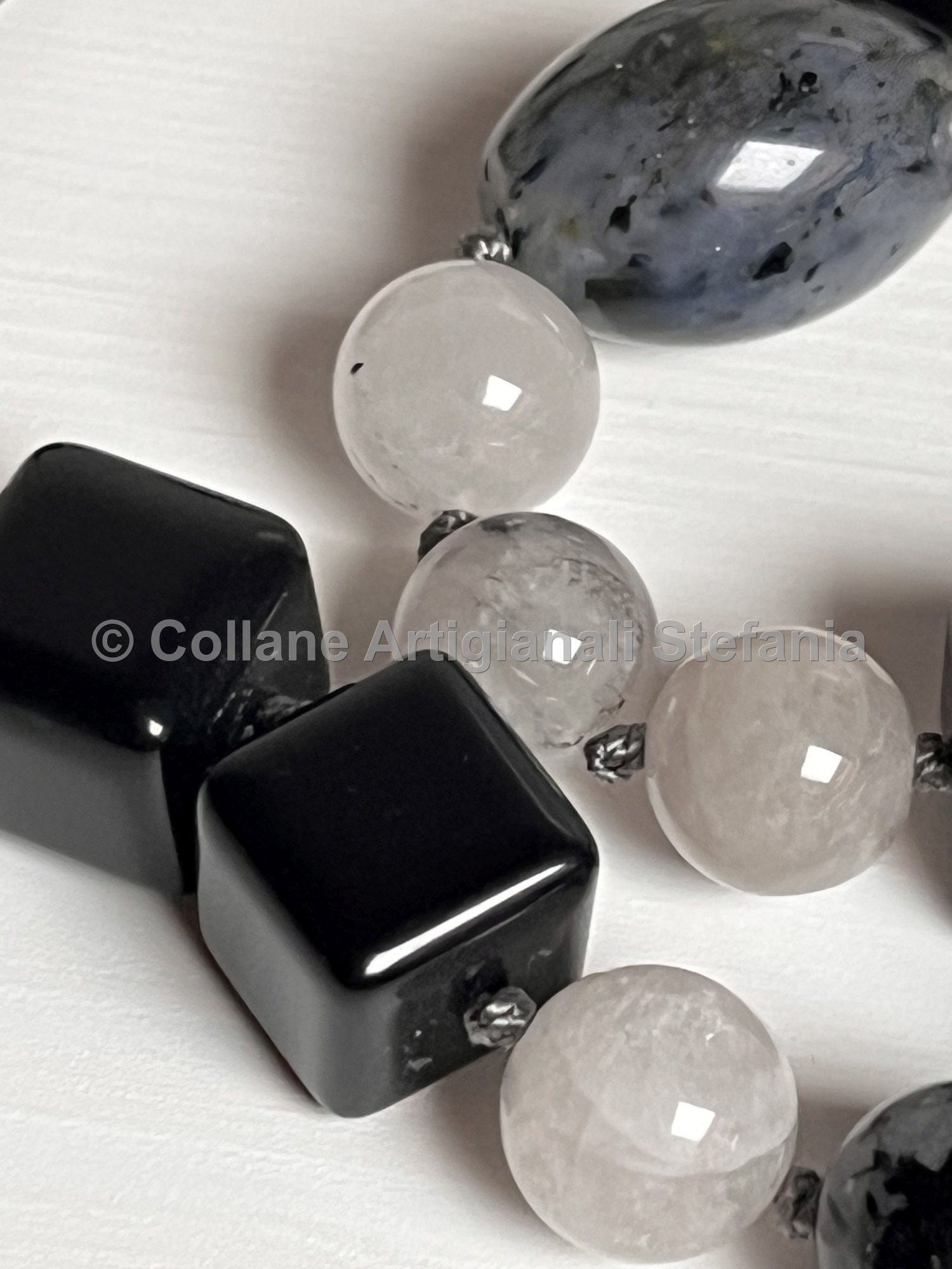Collana con pietre dure di Quarzo di ottima qualità