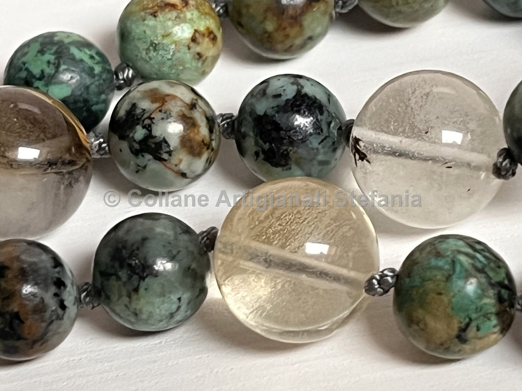Collana con pietre dure di Turchese Africano e Ossidiana.