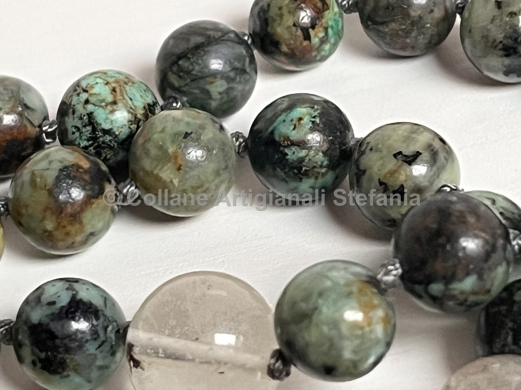 Collana con pietre dure di Turchese Africano e Ossidiana.