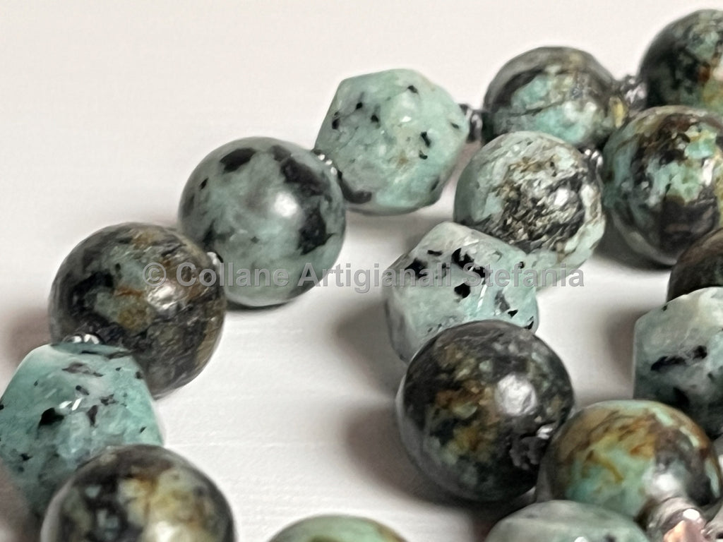 Collana con pietre dure di Turchese Africano