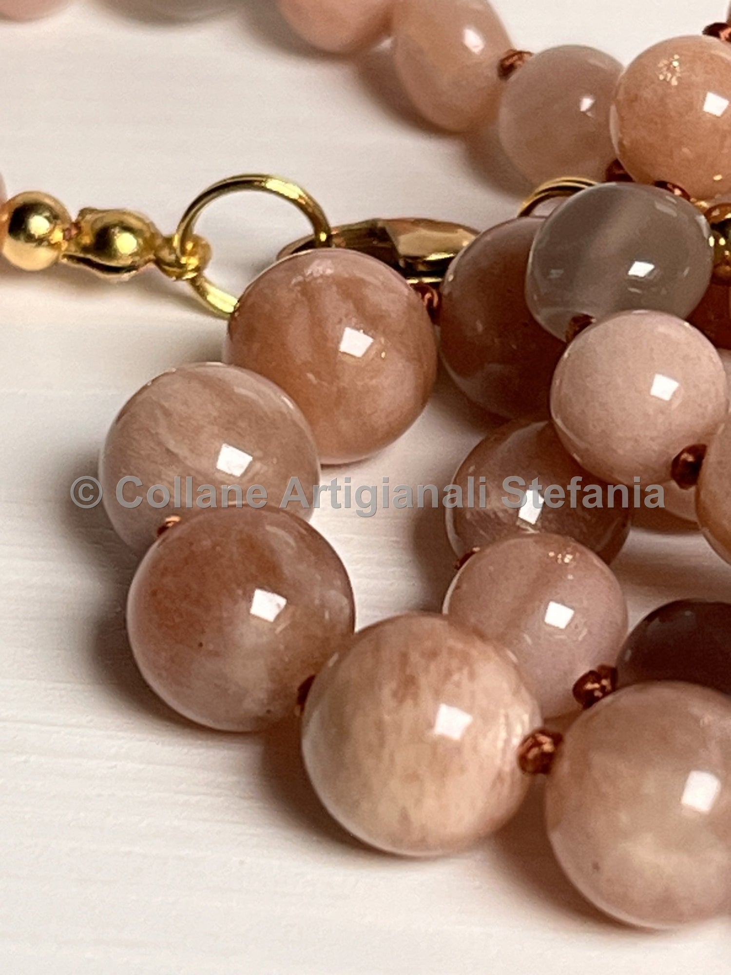Collana con pietre dure di Pietra di Luna