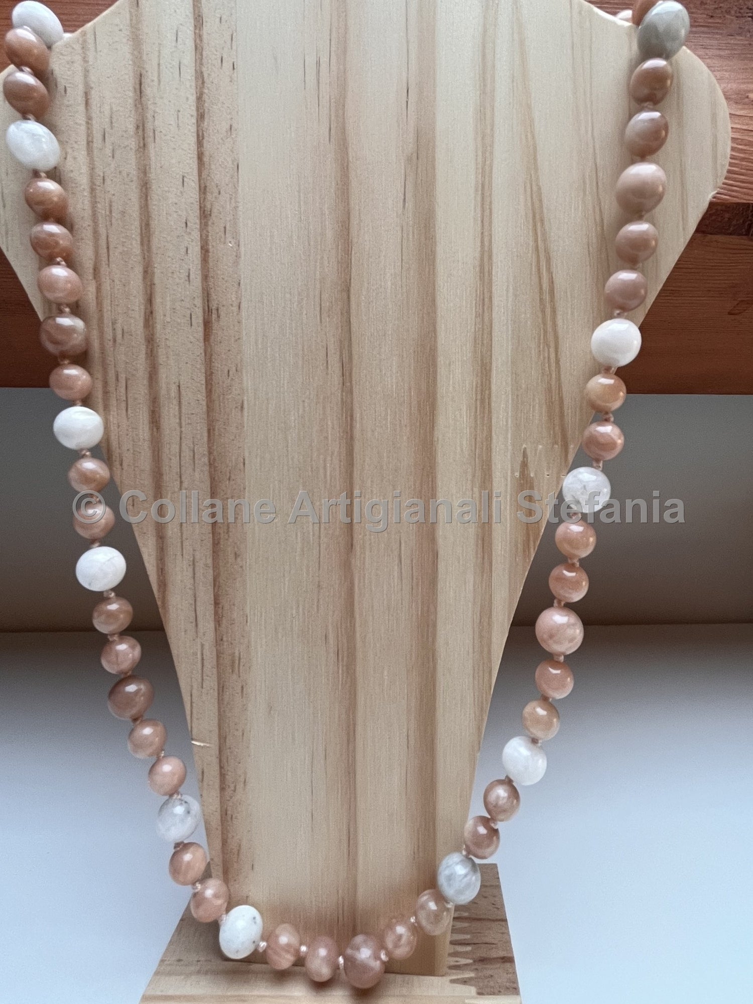 Collana con pietre dure di qualità di Pietra di Luna