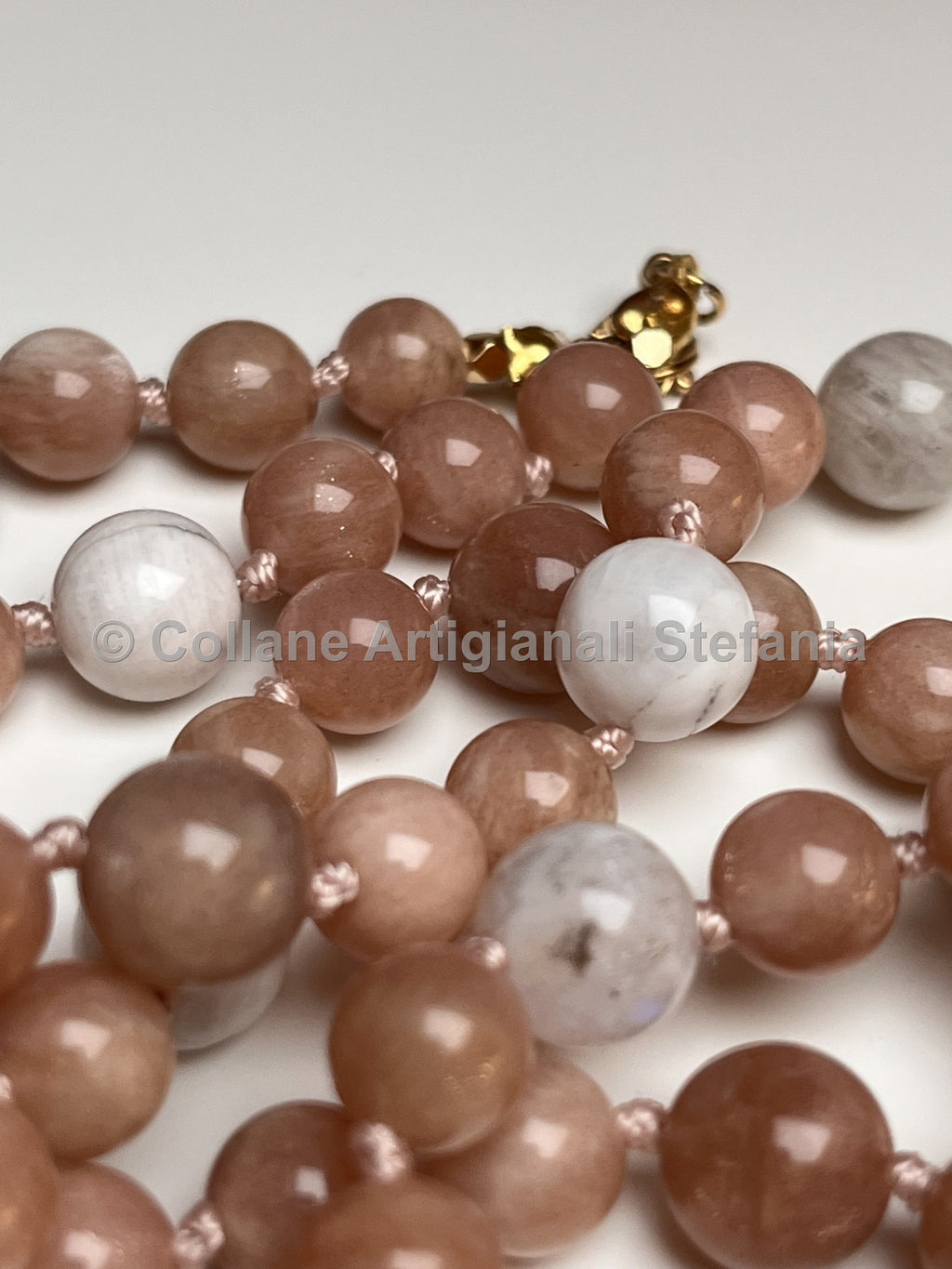 Collana con pietre dure di qualità di Pietra di Luna
