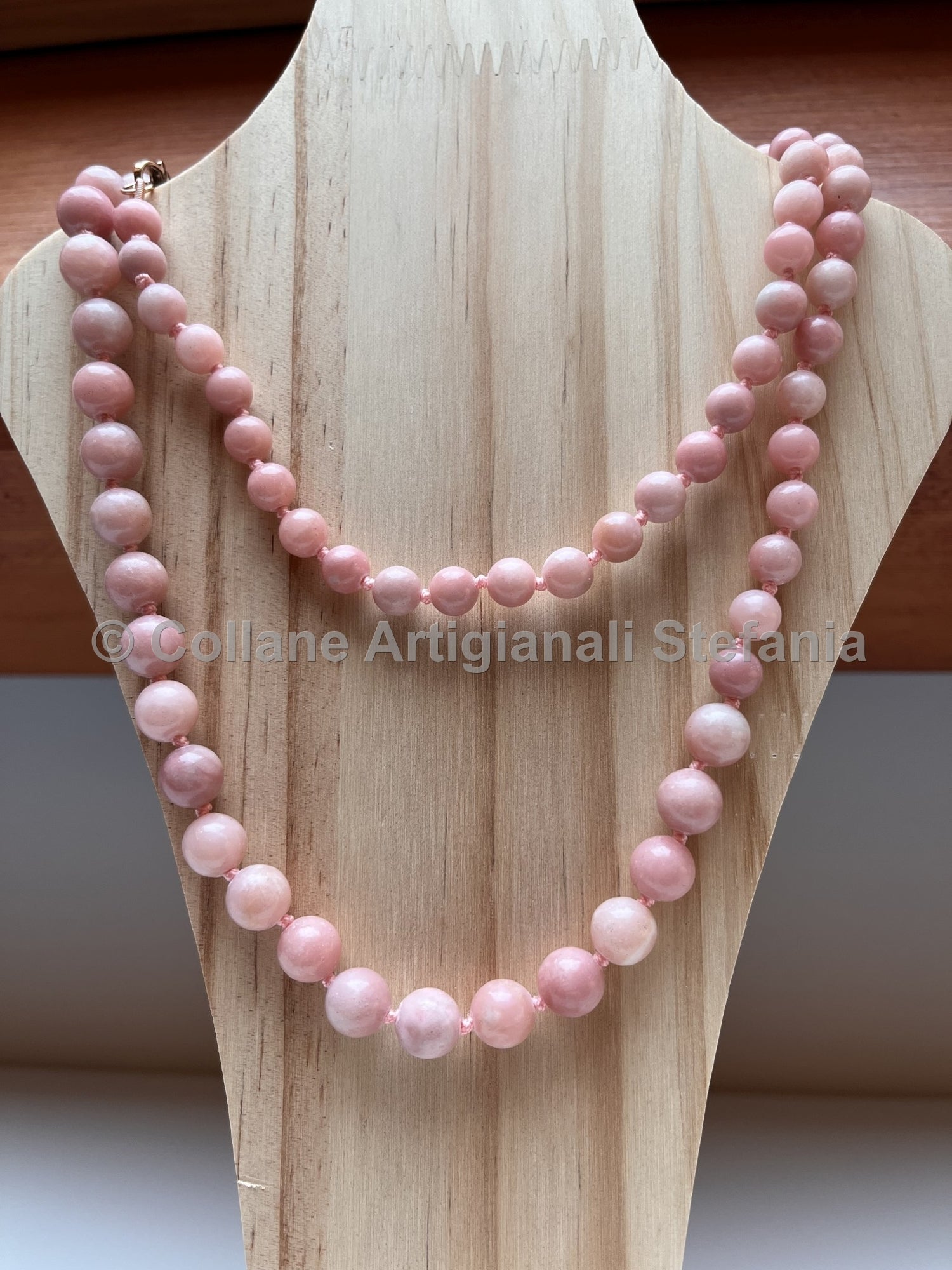 Collana con pietre dure di Opale rosa di ottima qualità