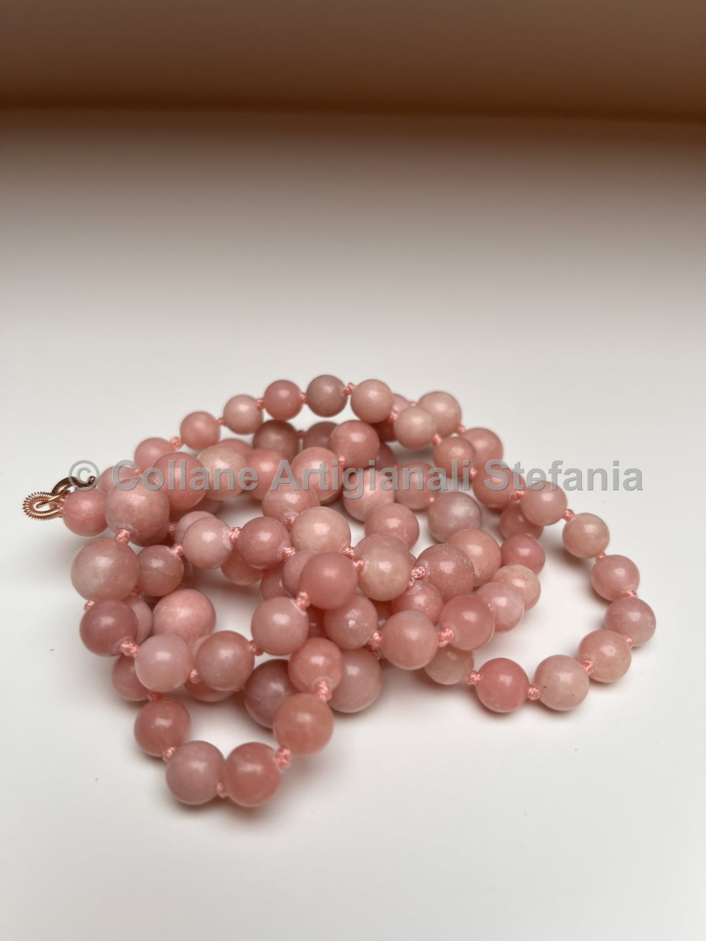 Collana con pietre dure di Opale rosa di ottima qualità