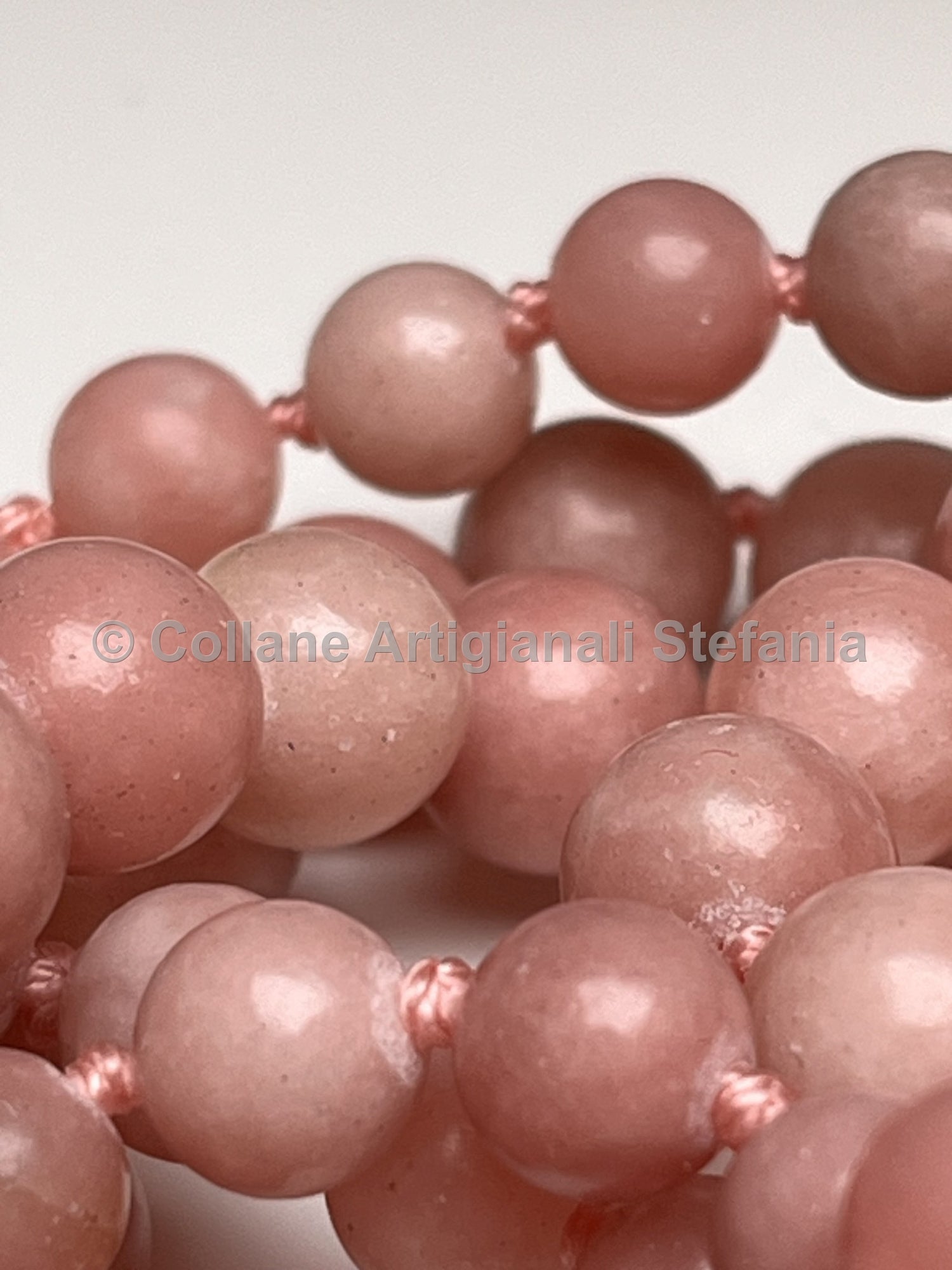 Collana con pietre dure di Opale rosa di ottima qualità