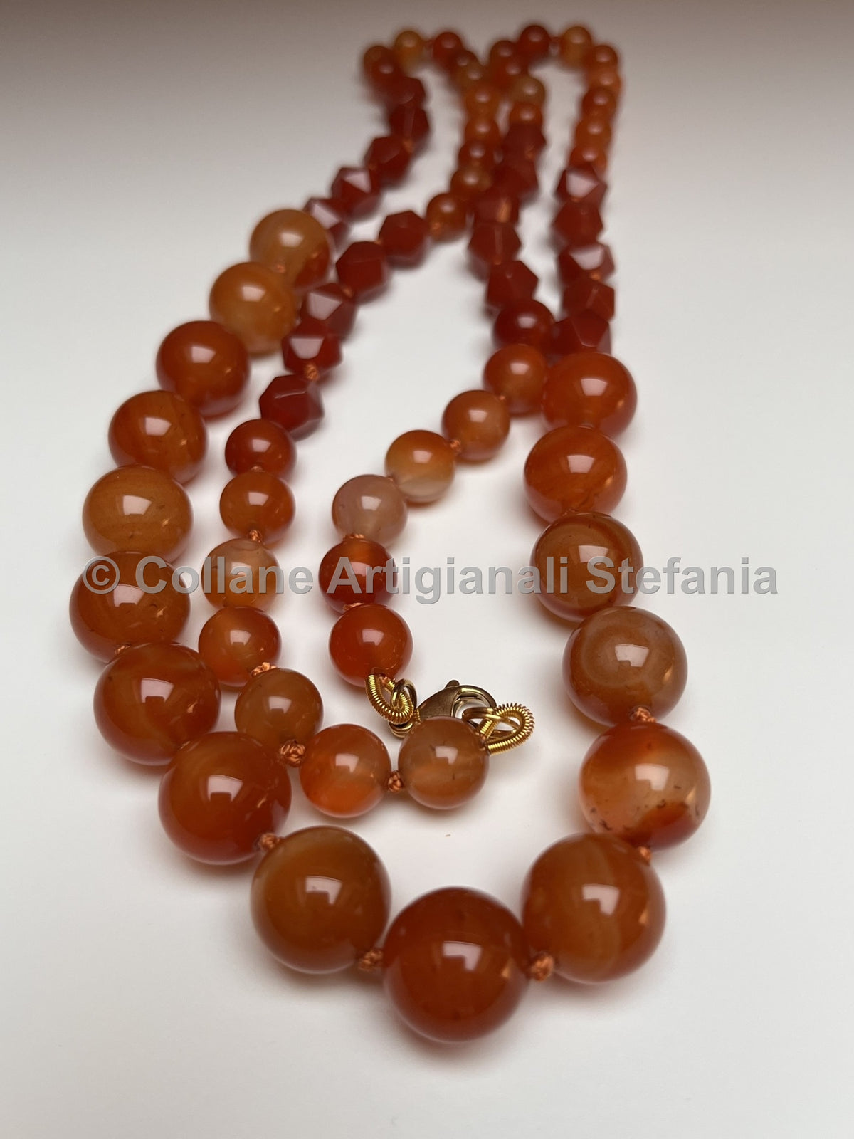 Collana con pietre dure di Corniola