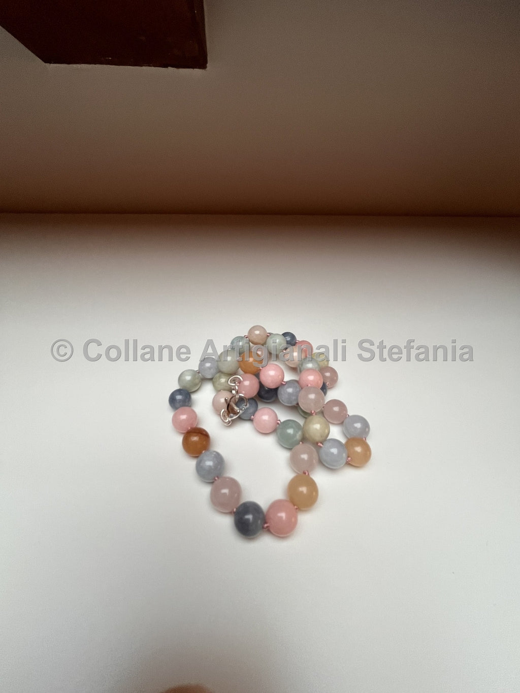 Collana con pietre dure di Morganite di qualità.