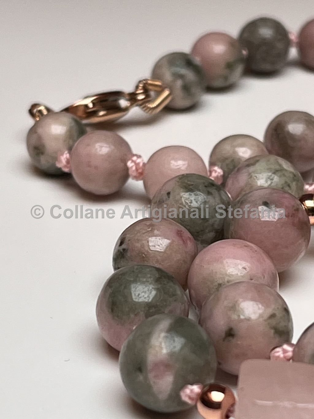 Collana con pietre dure di Quarzite di ottima qualità