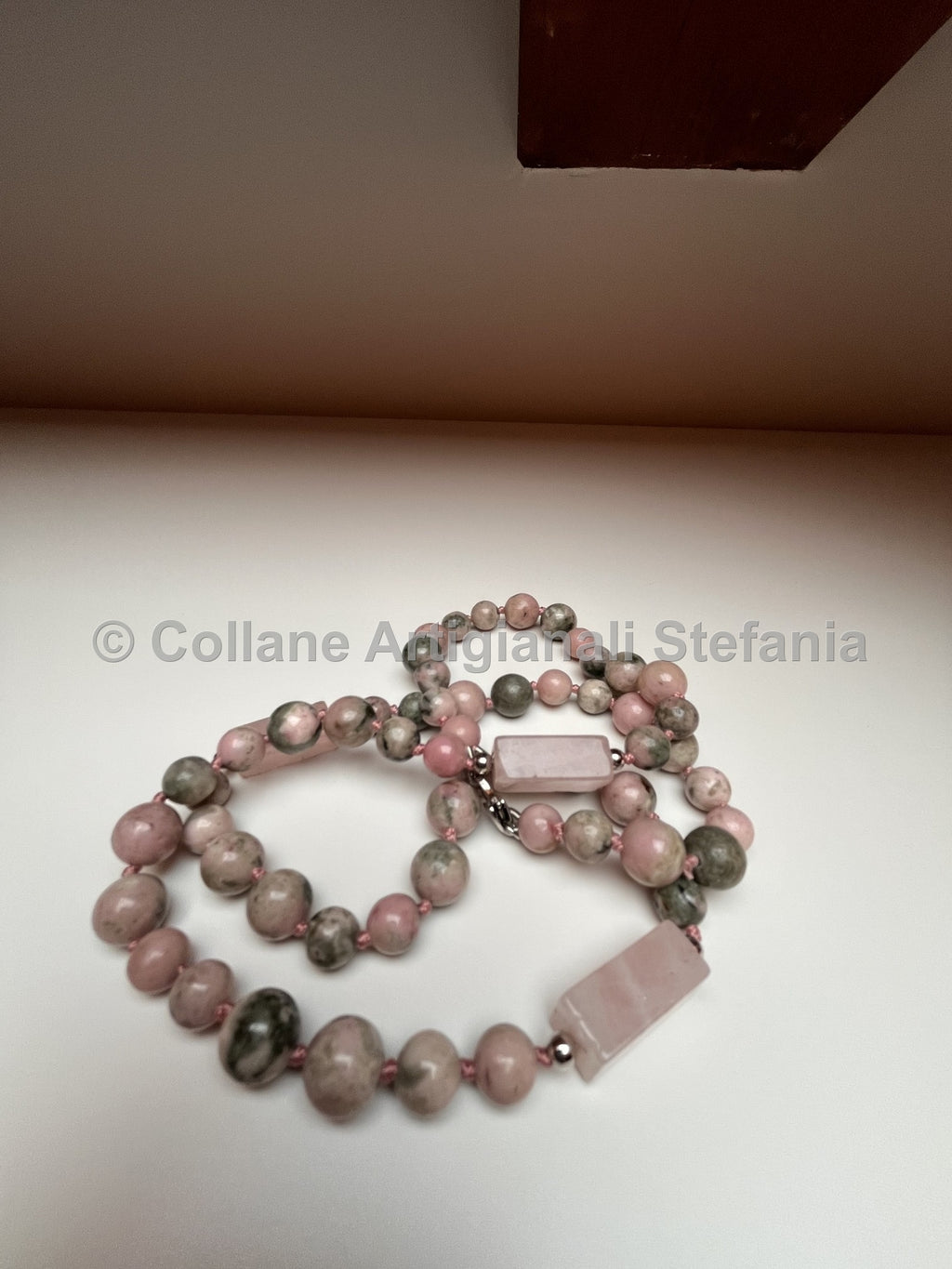 Collana con pietre dure di Quarzite di ottima qualità