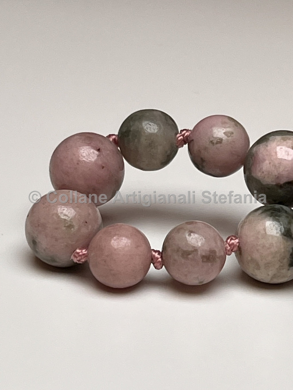 Collana con pietre dure di Quarzite di ottima qualità