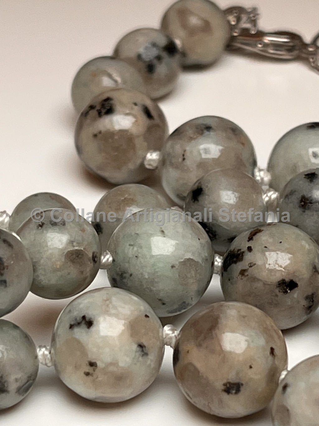 Collana con pietre dure di Diaspro Kiwi