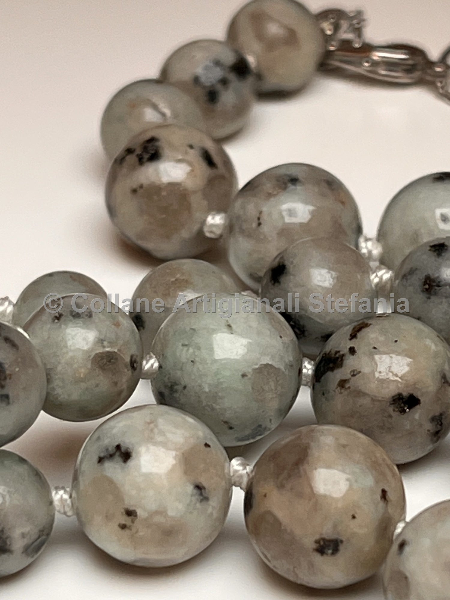Collana con pietre dure di Diaspro Kiwi