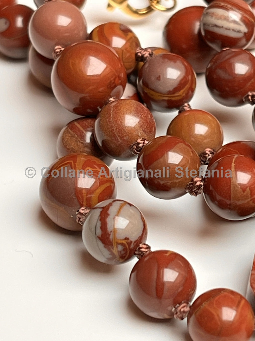 Collana con pietre dure di Noreena Diaspro.