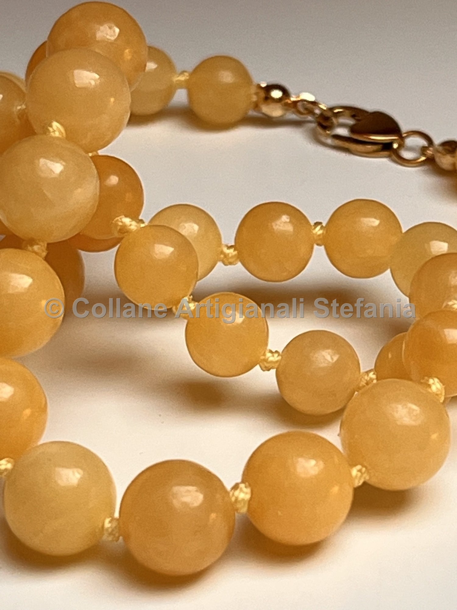 Collana con pietre dure di Giada