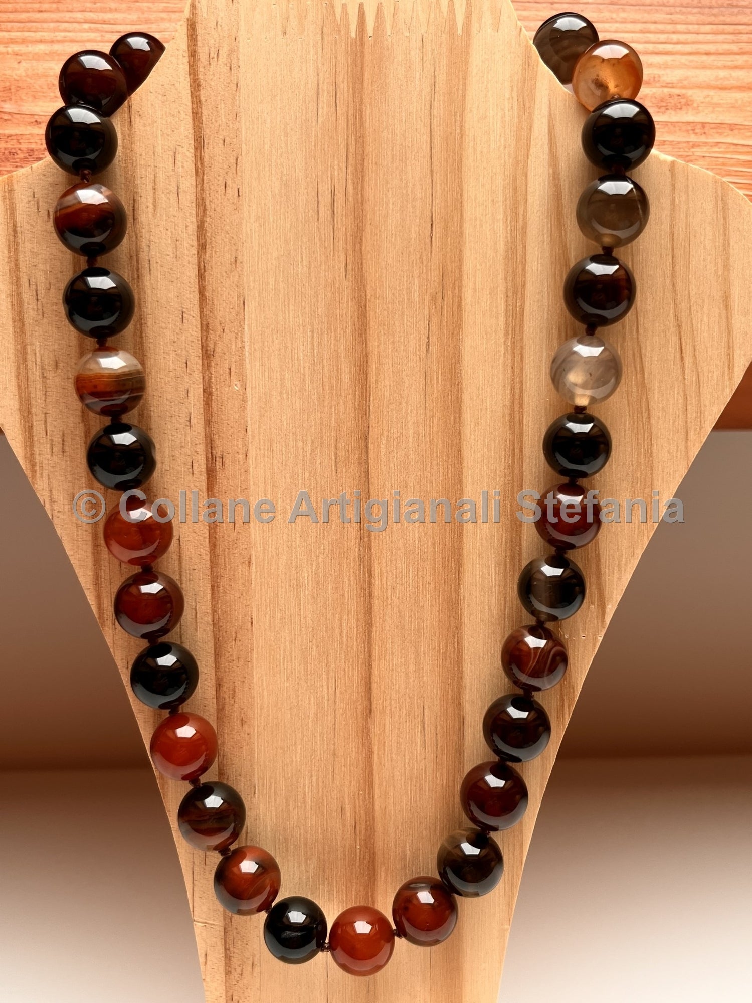 Collana con pietre dure di Dream Agate.