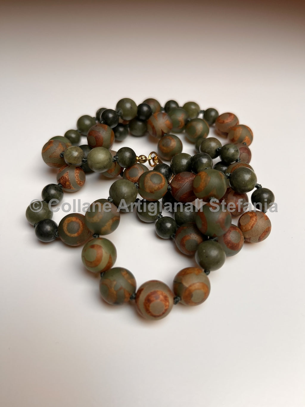 Collana con pietre dure di Giada e Agata Tibetana