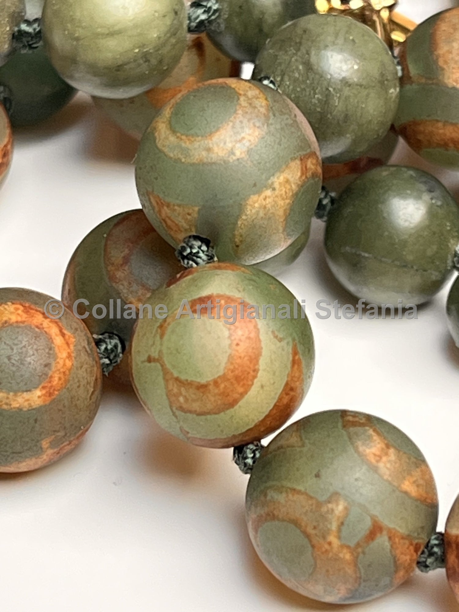 Collana con pietre dure di Giada e Agata Tibetana