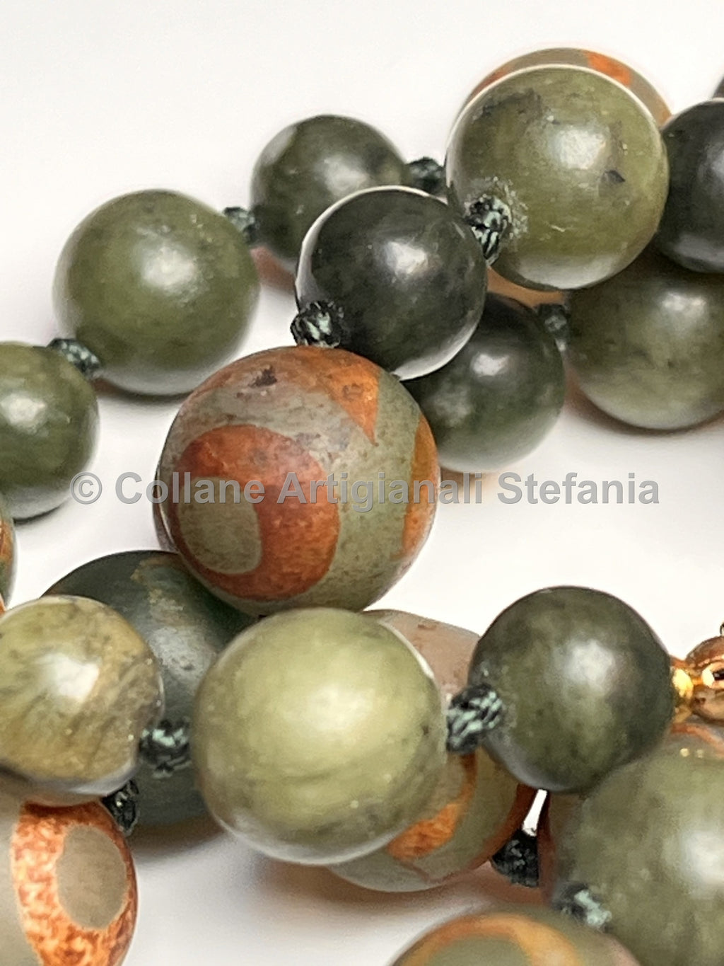 Collana con pietre dure di Giada e Agata Tibetana