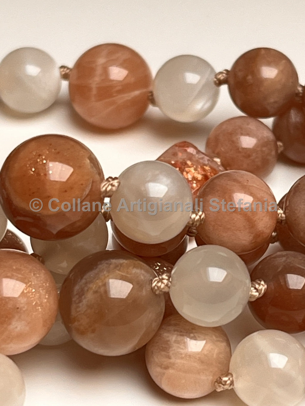 Collana con pietre dure di Pietra di Luna