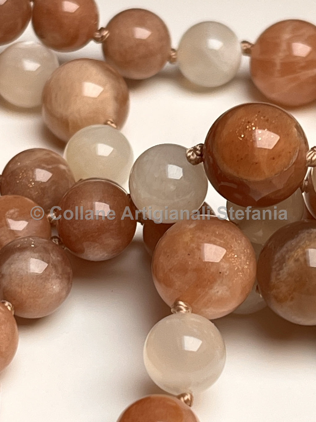 Collana con pietre dure di Pietra di Luna