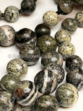 Collana con pietre dure di Diaspro Zebra verde.